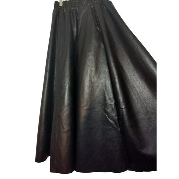 Womens High rise Elastic Waist Pull-on Faux Leather Skirt Black Size Medium - Picture 4 of 9